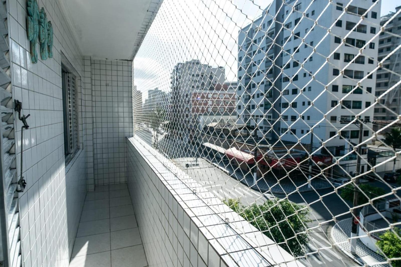 Apartment Cantinho Do Mar: Beachfront Retreat With Wi-fi And Free Parking *