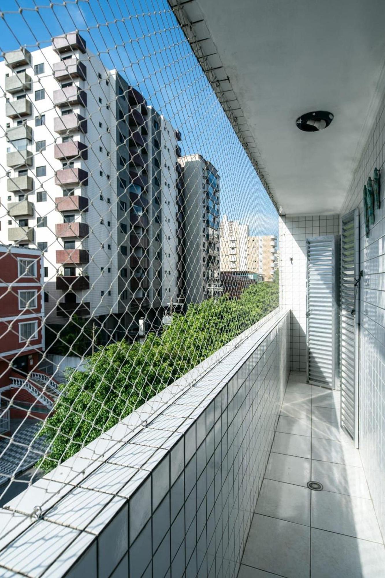 Cantinho Do Mar: Beachfront Retreat With Wi-fi And Free Parking Apartment Praia Grande (Santos)